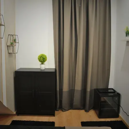 Vandrarhem Matosinhos Suites *